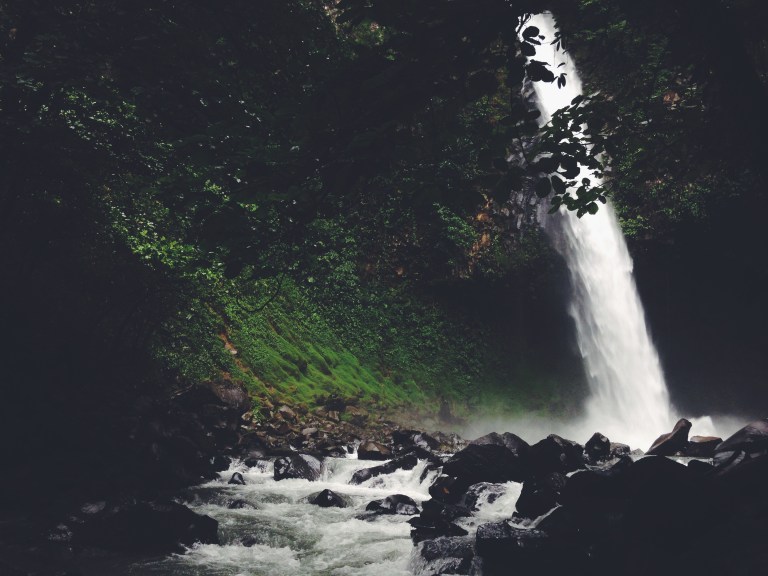 Processed with VSCOcam with f2 preset